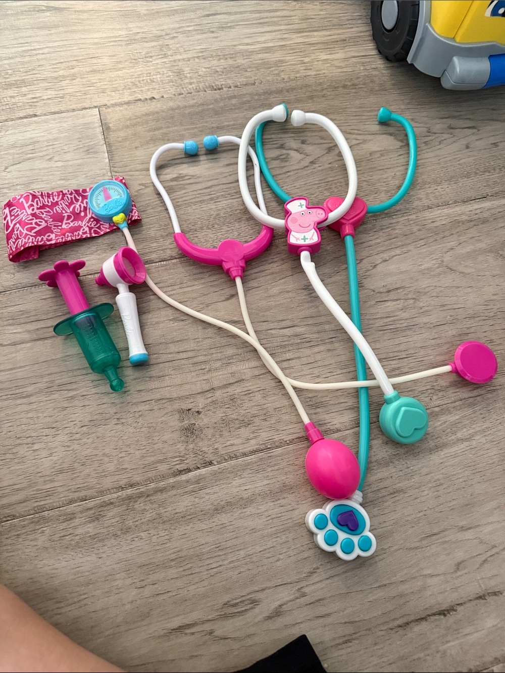 Kids play doctor set